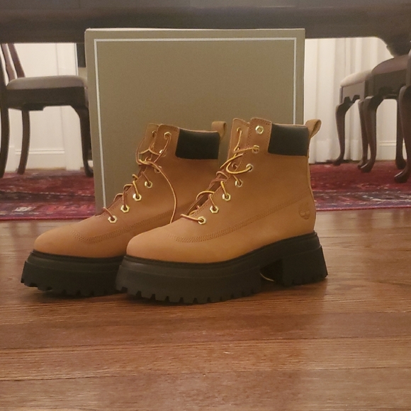 Timberland Tan Combat & Moto Boots with Rugged Design and Thick Rubber Sole - Picture 1 of 7